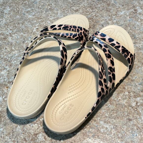 Crocs Women's Animal Print Kadee II Strappy Iconic Comfort Sandals Size 10 EUC - Picture 2 of 9